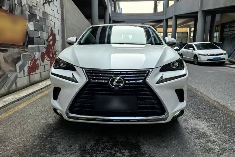 Used Lexus NX 2020 200 Front-Wheel Drive Vmotion Edition China VI Standard Exterior 4