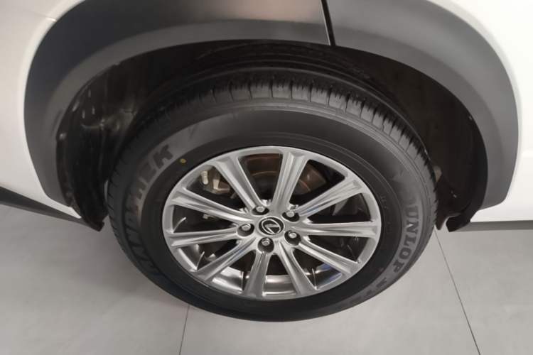 Used Lexus NX 2020 200 Front-Wheel Drive Freeline Edition China VI Standard Exterior 5