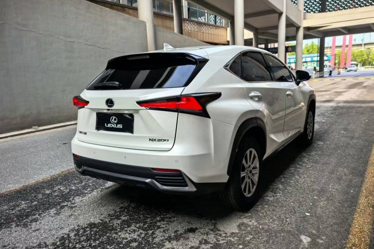 Used Lexus NX 2020 200 Front-Wheel Drive Vmotion Edition China VI Standard Exterior 8