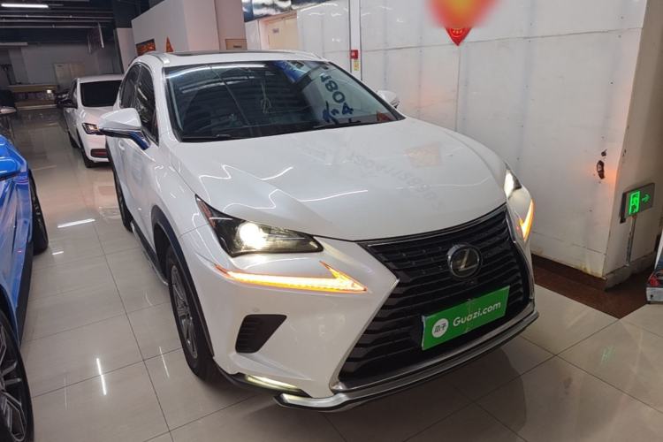 Used Lexus NX 2020 200 All-Wheel Drive Fēngshàng Version China VI Standard Front Right 45 Deg