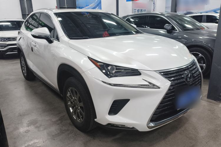 Used Lexus NX 2020 200 All-Wheel Drive Fēngshàng Version China VI Standard Front Right 45 Deg