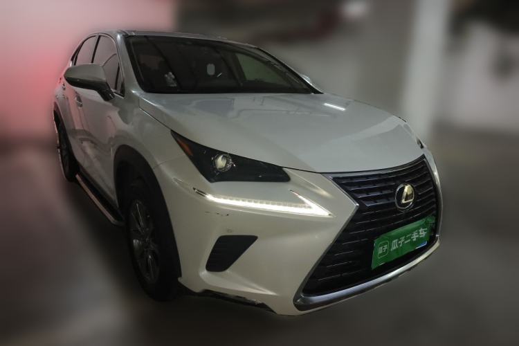 Used Lexus NX 2020 200 Front-Wheel Drive Vmotion Edition China VI Standard Front Right 45 Deg