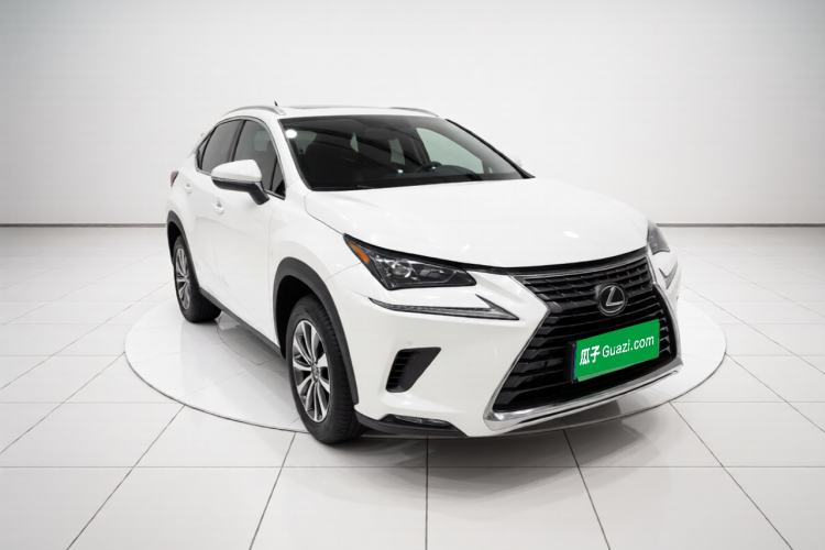 Used Lexus NX 2020 200 All-Wheel Drive Fēngshàng Version China VI Standard Front Right 45 Deg