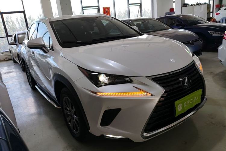 Used Lexus NX 2020 200 All-Wheel Drive Fēngshàng Version China VI Standard Front Right 45 Deg