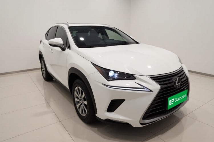 Used Lexus NX 2020 200 All-Wheel Drive Fēngshàng Version China VI Standard Front Right 45 Deg
