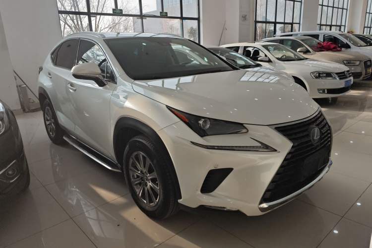 Used Lexus NX 2020 200 All-Wheel Drive Fēngshàng Version China VI Standard Front Right 45 Deg