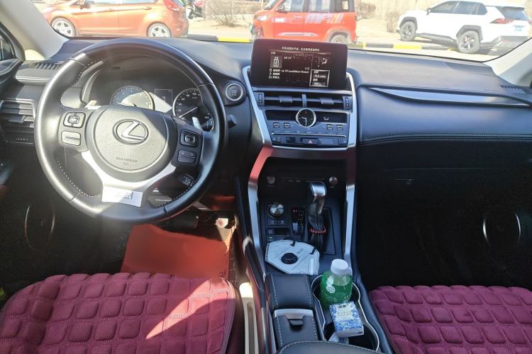 Used Lexus NX 2020 200 Front-Wheel Drive Vmotion Edition China VI Standard Interior 2