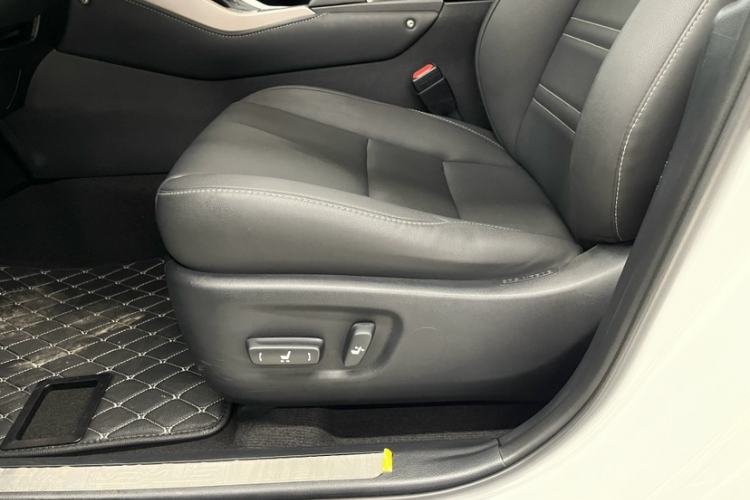 Used Lexus NX 2020 200 All-Wheel Drive Fēngshàng Version China VI Standard Interior 8