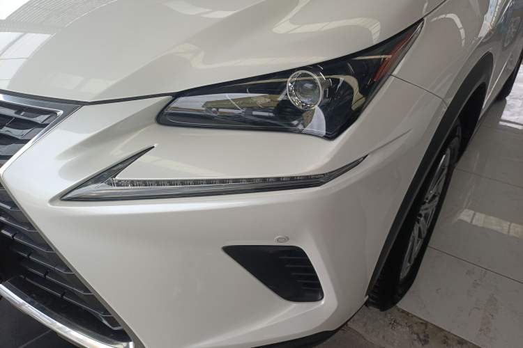 Used Lexus NX 2020 200 Front-Wheel Drive Vmotion Edition China VI Standard Left Front Headlight