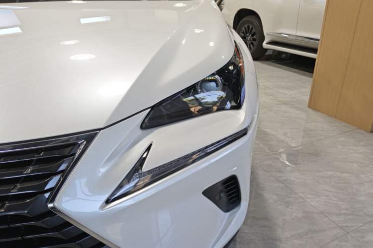 Used Lexus NX 2020 300h Front-Drive FENGSHANG Version China VI Standard Left Front Headlight