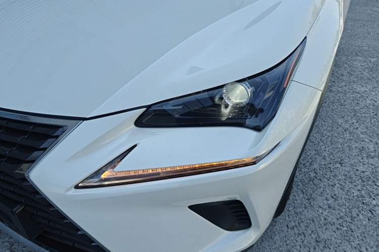 Used Lexus NX 2020 200 All-Wheel Drive Fēngshàng Version China VI Standard Left Front Headlight