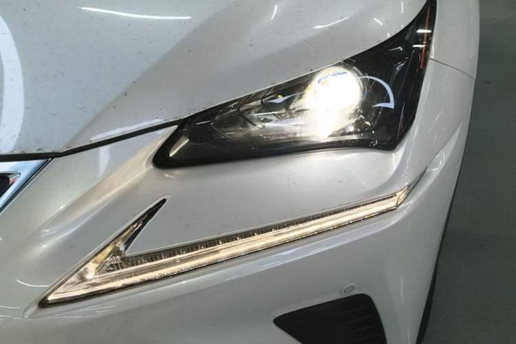 Used Lexus NX 2020 200 Front-Wheel Drive Freeline Edition China VI Standard Left Front Headlight