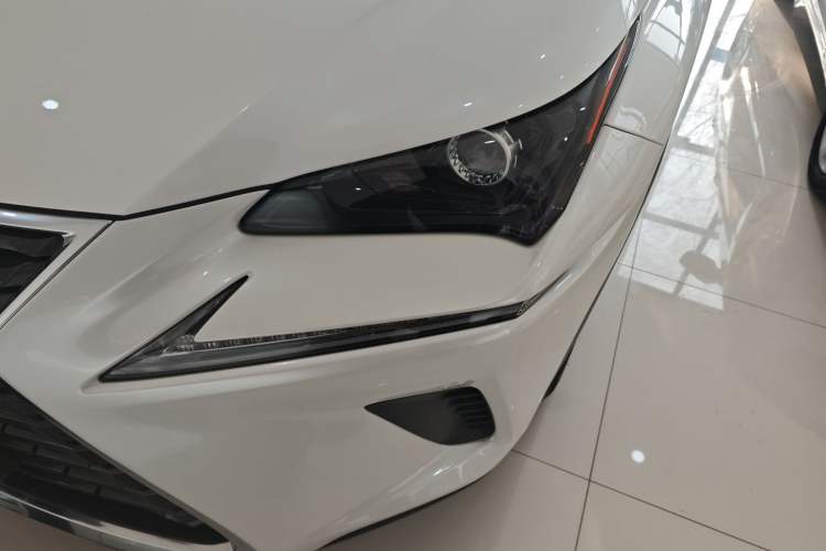 Used Lexus NX 2020 200 All-Wheel Drive Fēngshàng Version China VI Standard Left Front Headlight