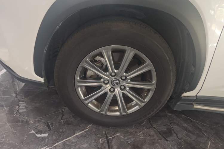 Used Lexus NX 2020 200 All-Wheel Drive Fēngshàng Version China VI Standard Left Front Wheel Hub