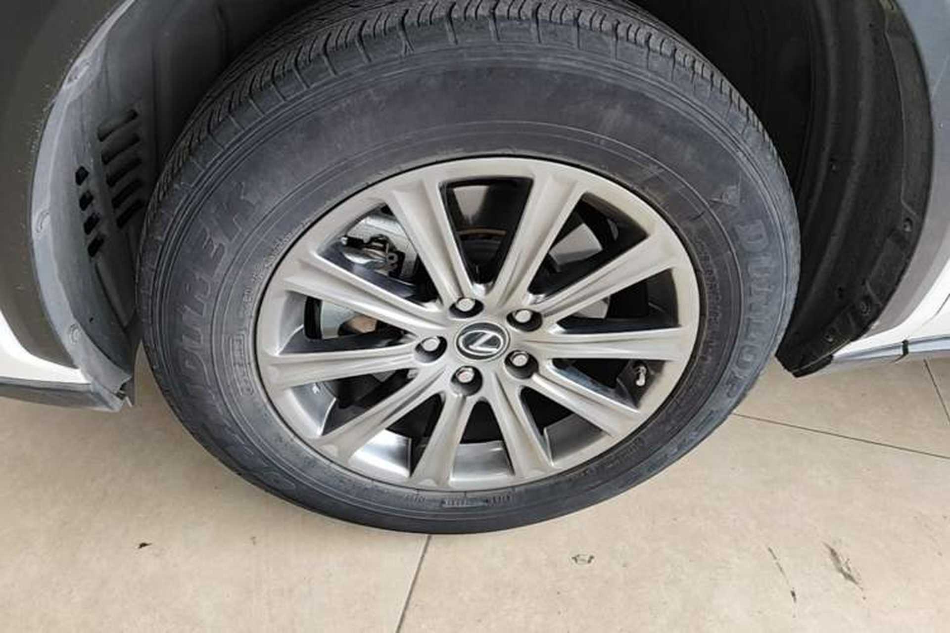 Used Lexus NX 2020 200 Front-Wheel Drive Freeline Edition China VI Standard Left Front Wheel Hub