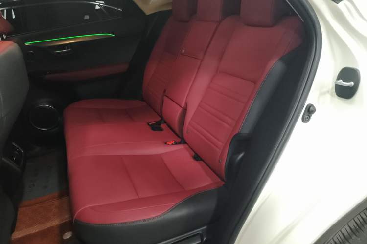 Used Lexus NX 2020 200 All-Wheel Drive Fēngshàng Version China VI Standard Left Rear Seat