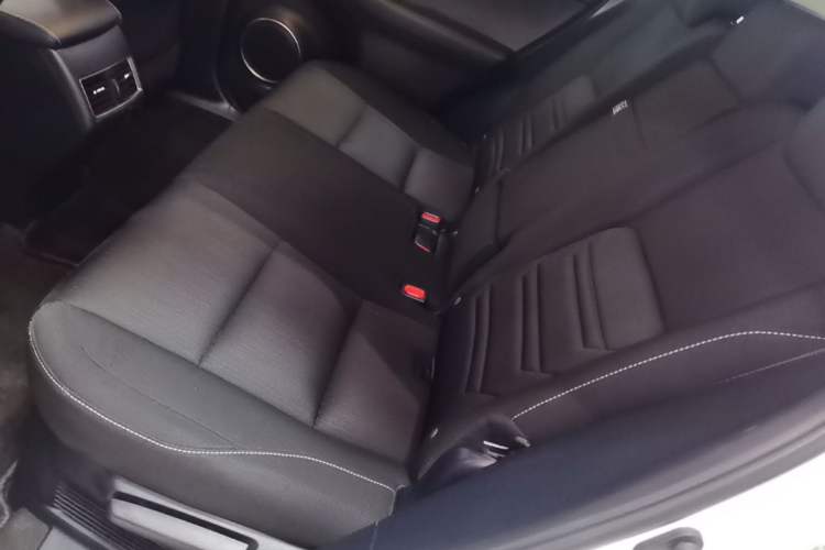 Used Lexus NX 2020 200 Front-Wheel Drive Freeline Edition China VI Standard Left Rear Seat