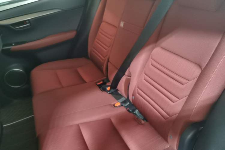 Used Lexus NX 2020 200 Front-Wheel Drive Freeline Edition China VI Standard Left Rear Seat