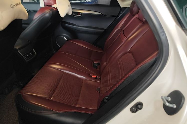 Used Lexus NX 2020 200 Front-Wheel Drive Freeline Edition China VI Standard Left Rear Seat