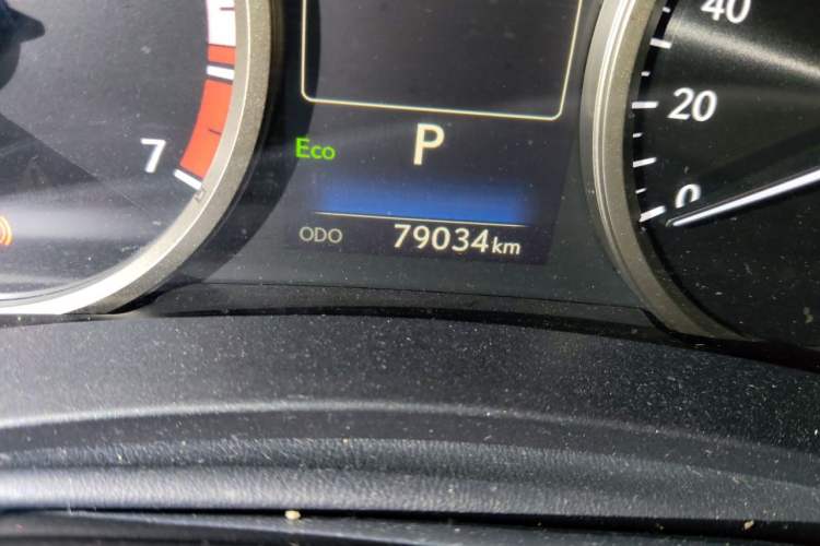 Used Lexus NX 2020 200 Front-Wheel Drive Vmotion Edition China VI Standard Odometer Close Up