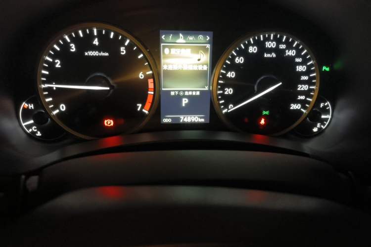 Used Lexus NX 2020 200 Front-Wheel Drive Freeline Edition China VI Standard Odometer Close Up