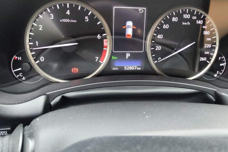 Used Lexus NX 2020 200 Front-Wheel Drive Vmotion Edition China VI Standard Odometer Close Up