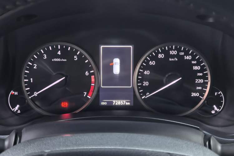 Used Lexus NX 2020 200 Front-Wheel Drive Vmotion Edition China VI Standard Odometer Close Up