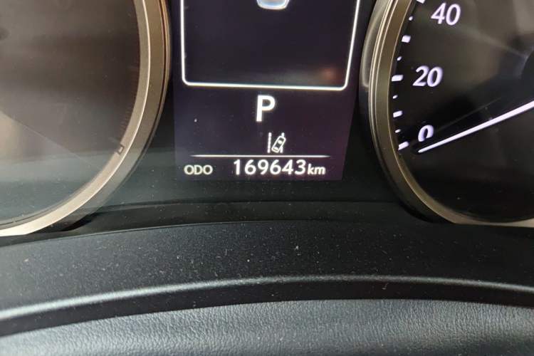 Used Lexus NX 2020 300h Front-Drive FENGSHANG Version China V Standard Odometer Close Up