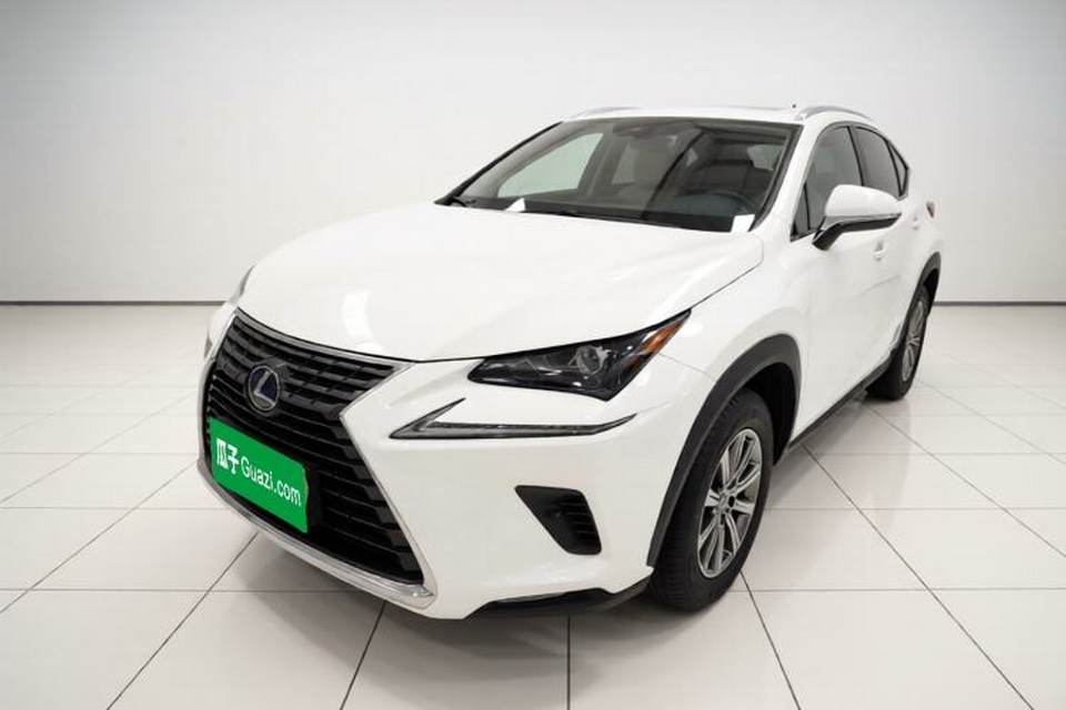 Lexus NX 2020