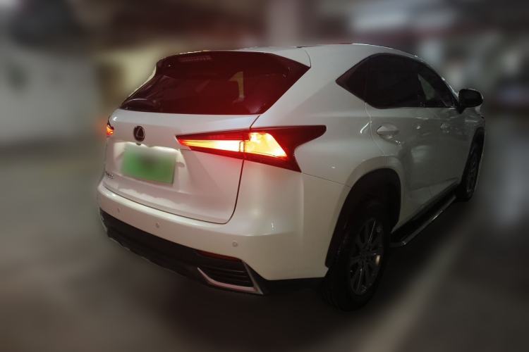 Used Lexus NX 2020 200 Front-Wheel Drive Vmotion Edition China VI Standard Rear Right 45 Deg