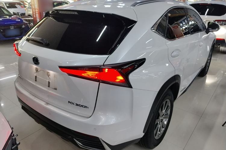 Used Lexus NX 2020 300h Front-Drive FENGSHANG Version China VI Standard Rear Right 45 Deg