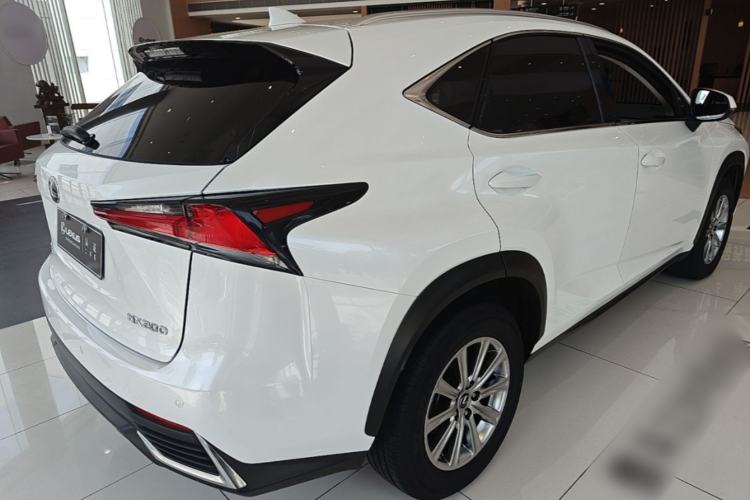 Used Lexus NX 2020 200 All-Wheel Drive Fēngshàng Version China VI Standard Rear Right 45 Deg