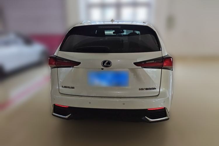 Used Lexus NX 2020 300h Front-Drive Fēngyuè Version China VI Standard Rear