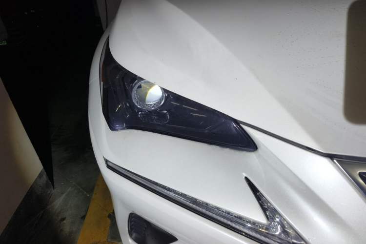 Used Lexus NX 2020 200 Front-Wheel Drive Freeline Edition China VI Standard Right Front Headlight