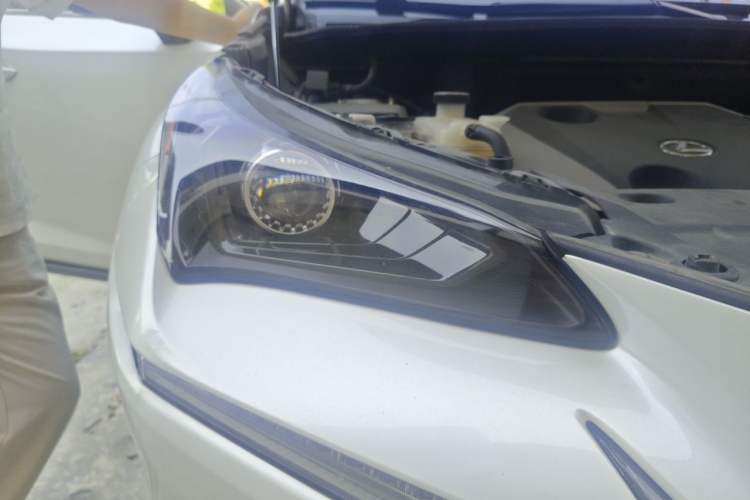 Used Lexus NX 2020 200 Front-Wheel Drive Freeline Edition China VI Standard Right Front Headlight