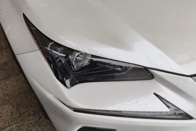 Used Lexus NX 2020 300h Front-Drive FENGSHANG Version China VI Standard Right Front Headlight