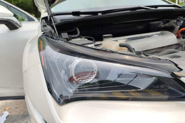 Used Lexus NX 2020 300h Front-Drive FENGSHANG Version China V Standard Right Front Headlight