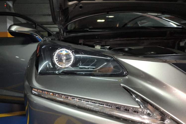 Used Lexus NX 2020 200 Front-Wheel Drive Freeline Edition China VI Standard Right Front Headlight