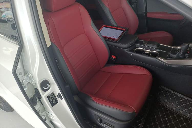 Used Lexus NX 2020 200 Front-Wheel Drive Vmotion Edition China VI Standard Right Front Seat