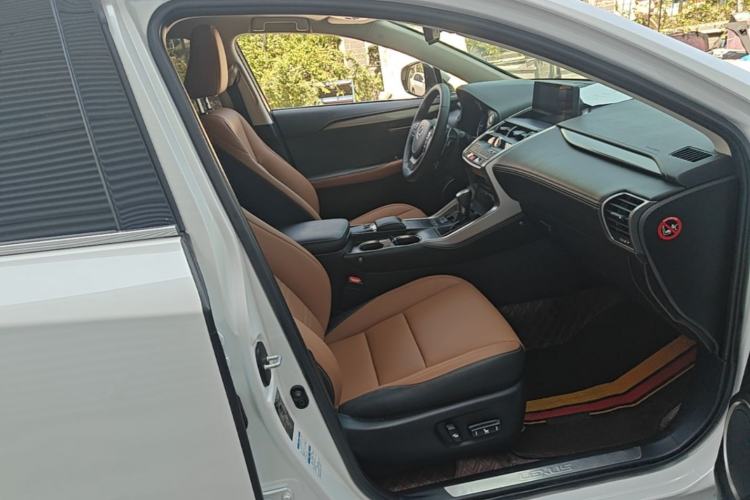 Used Lexus NX 2020 200 All-Wheel Drive Fēngshàng Version China VI Standard Right Front Seat