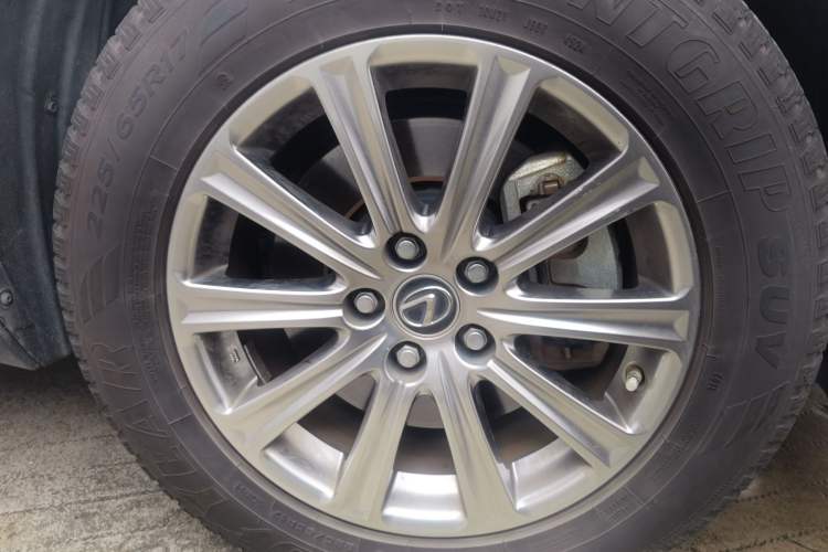 Used Lexus NX 2020 200 Front-Wheel Drive Vmotion Edition China VI Standard Right Front Wheel Hub