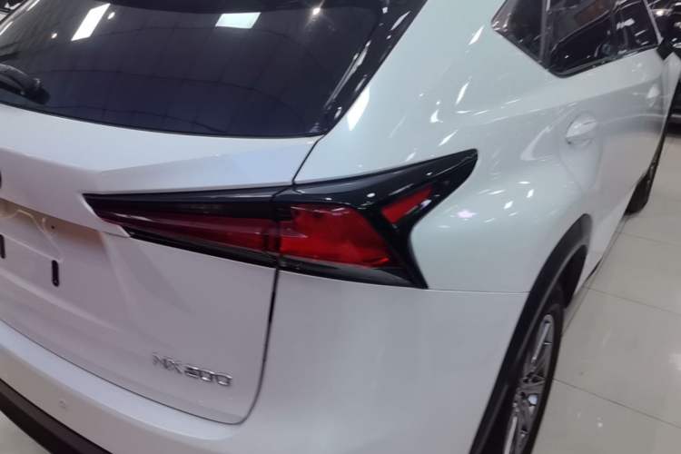 Used Lexus NX 2020 200 Front-Wheel Drive Freeline Edition China VI Standard Right Rear Taillight