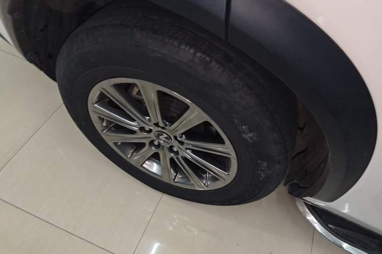 Used Lexus NX 2020 200 All-Wheel Drive Fēngshàng Version China VI Standard Right Rear Wheel Hub