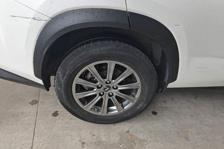 Used Lexus NX 2020 200 All-Wheel Drive Fēngshàng Version China VI Standard Right Rear Wheel Hub