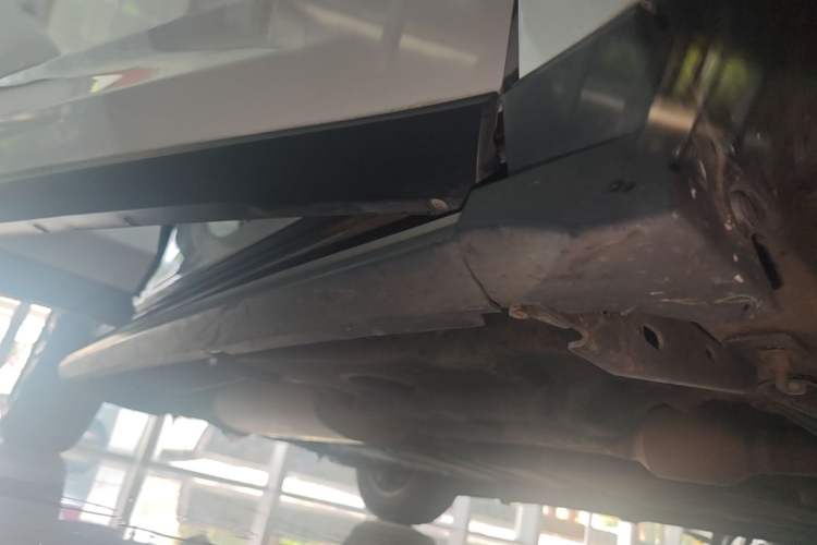 Used Lexus NX 2020 200 All-Wheel Drive Fēngshàng Version China VI Standard Right Side Sill