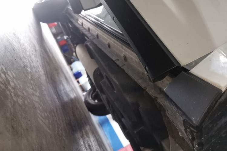 Used Lexus NX 2020 200 Front-Wheel Drive Freeline Edition China VI Standard Right Side Sill
