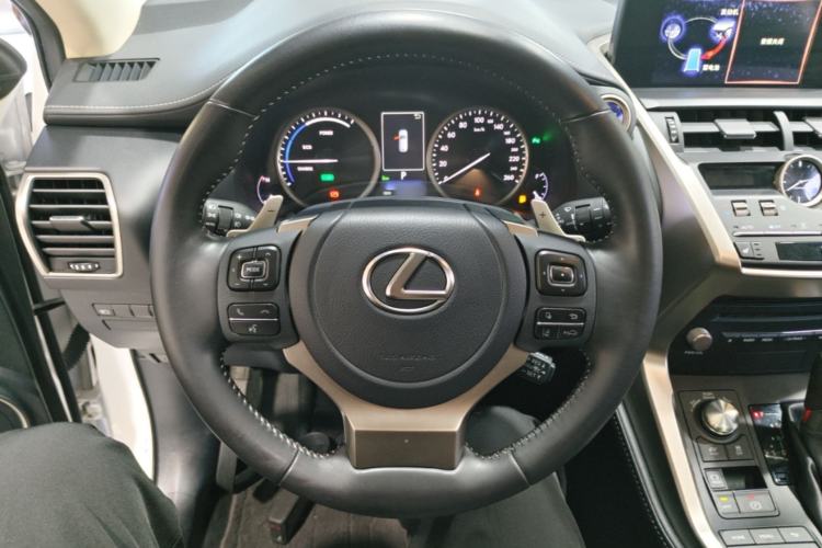 Used Lexus NX 2020 300h Front-Drive FENGSHANG Version China VI Standard Steering Wheel