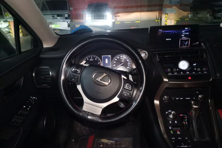 Used Lexus NX 2020 200 Front-Wheel Drive Freeline Edition China VI Standard Steering Wheel