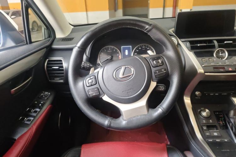 Used Lexus NX 2020 200 Front-Wheel Drive Freeline Edition China VI Standard Steering Wheel