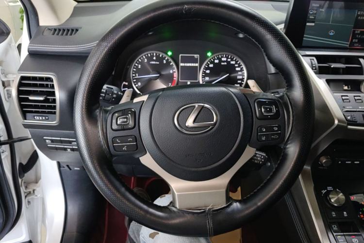 Used Lexus NX 2020 200 All-Wheel Drive Fēngshàng Version China VI Standard Steering Wheel